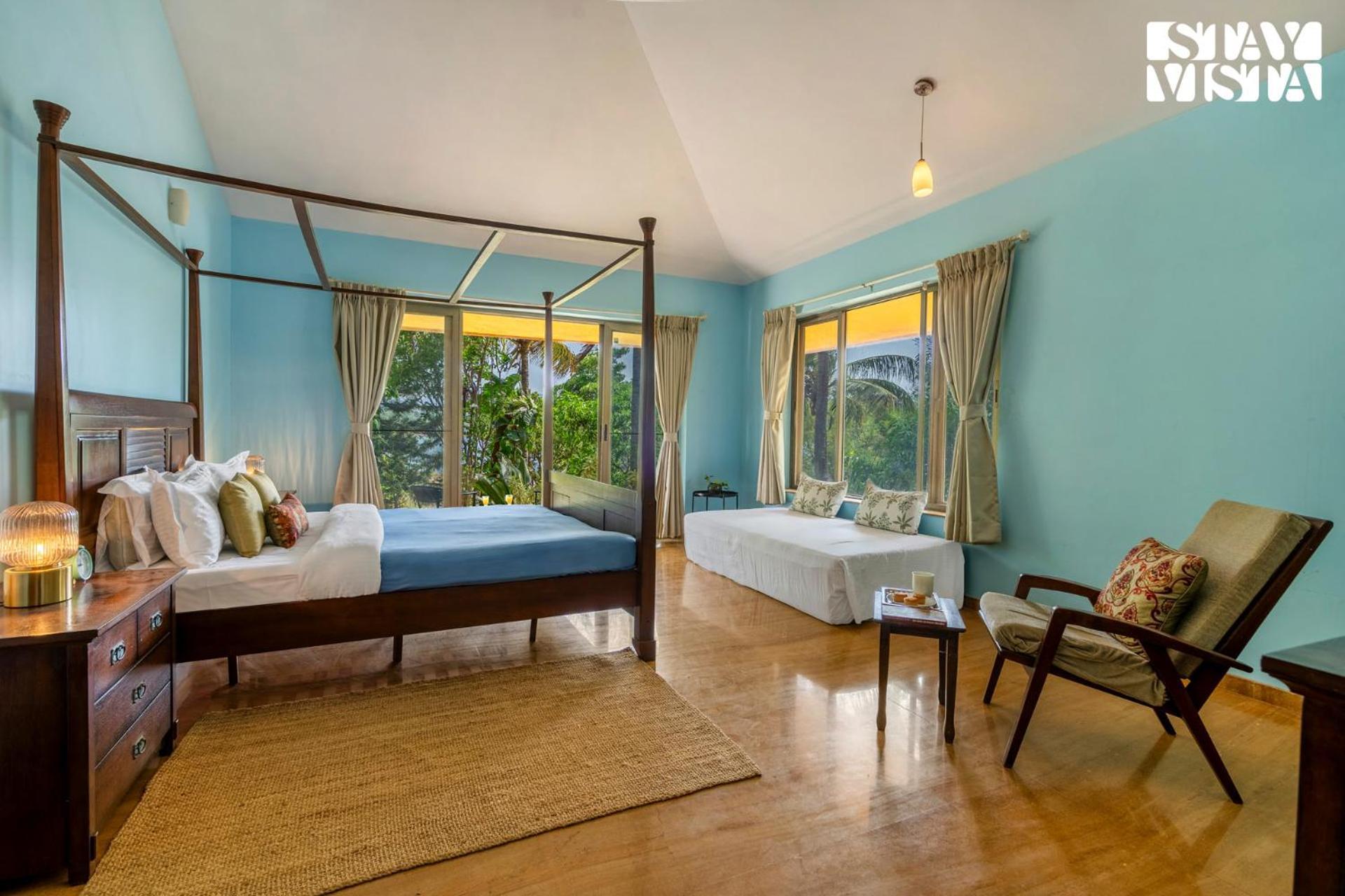 Stayvista At Three Shores With Lake View & Alfresco Dining Khamshet 외부 사진